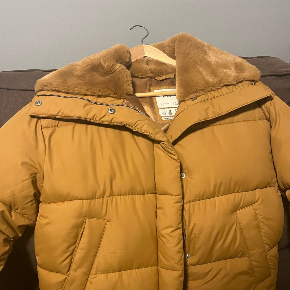 Abercrombie Puffer - Picture 2 of 4